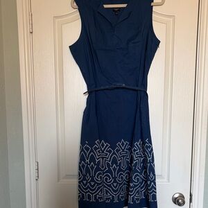 Talbots Blue Midi dit and flare Dress with beige embroidery Pattern sz 14